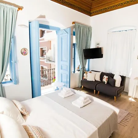 Spongkalya I Lejlighed *